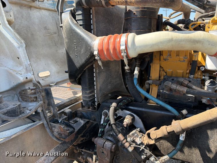 image for item FK3217 2000 Peterbilt 330 dump truck