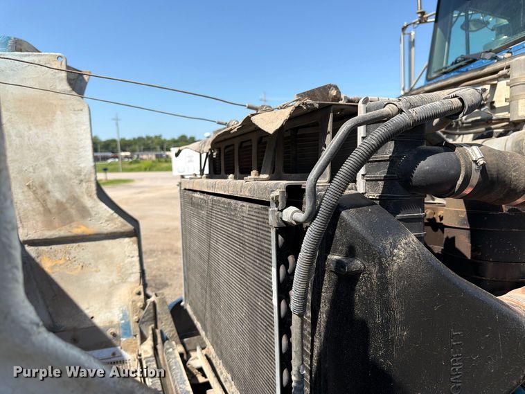 image for item FK3217 2000 Peterbilt 330 dump truck