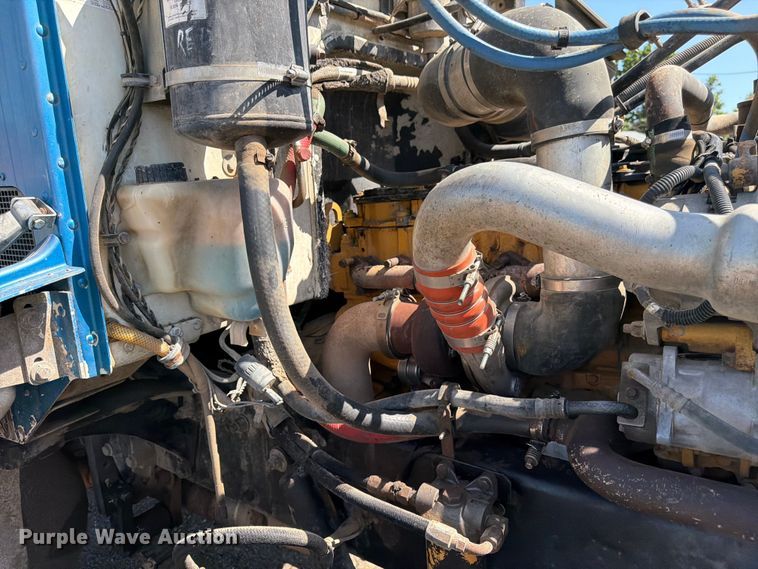 image for item FK3217 2000 Peterbilt 330 dump truck