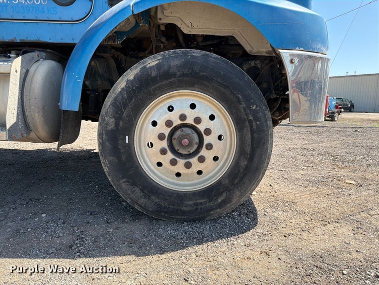 image for item FK3217 2000 Peterbilt 330 dump truck