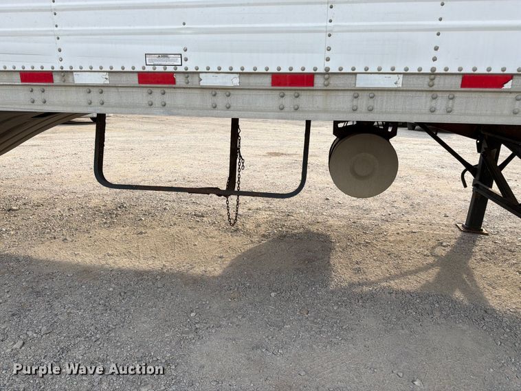 image for item FK3222 2010 Great Dane SUP-1114-11053 refrigerated van trailer