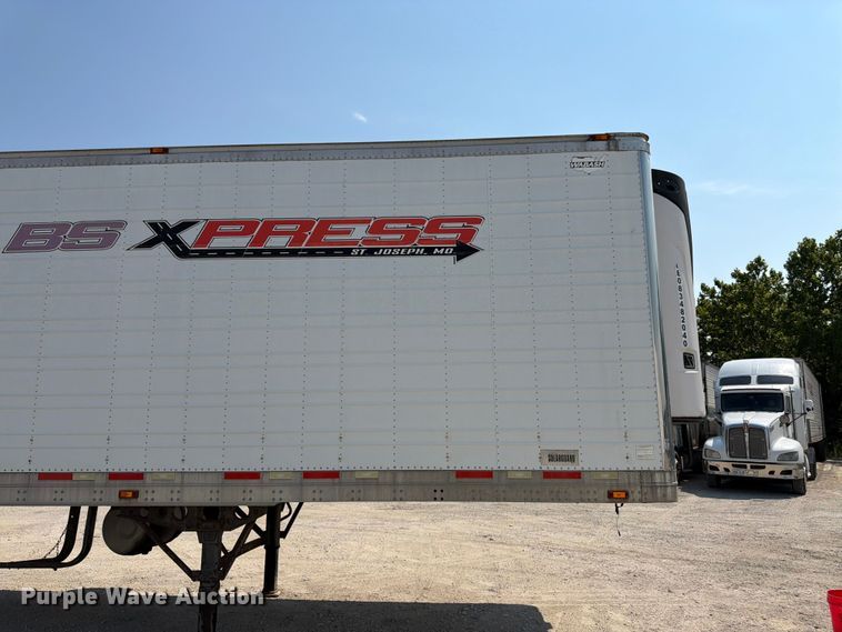 image for item FK3225 2009 Wabash refrigerated van trailer