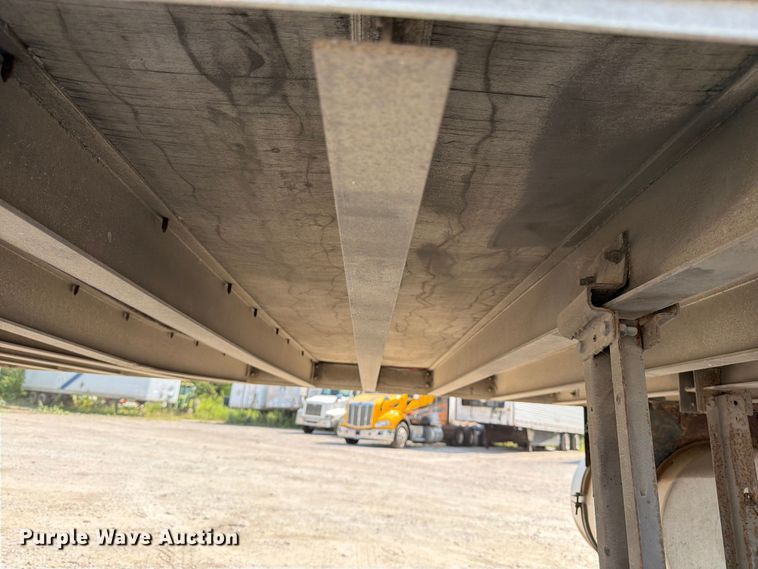 image for item FK3225 2009 Wabash refrigerated van trailer