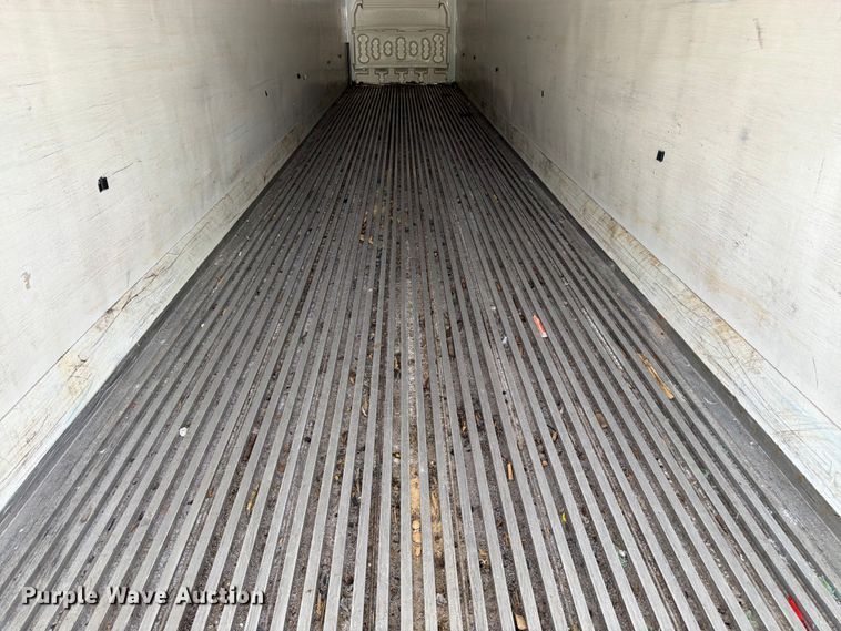 image for item FK3226 2012 Wabash refrigerated van trailer