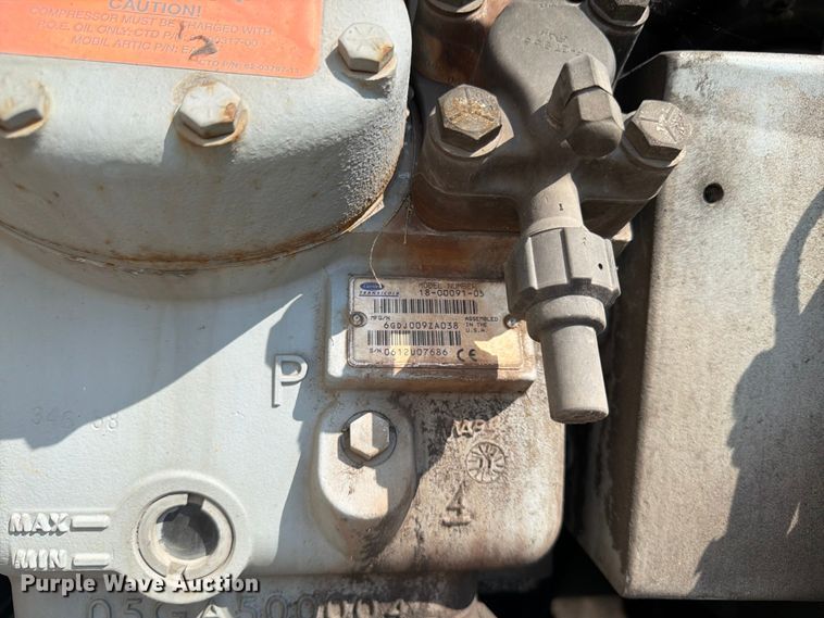 image for item FK3226 2012 Wabash refrigerated van trailer