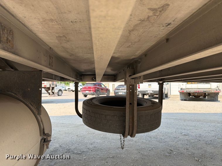 image for item FK3226 2012 Wabash refrigerated van trailer
