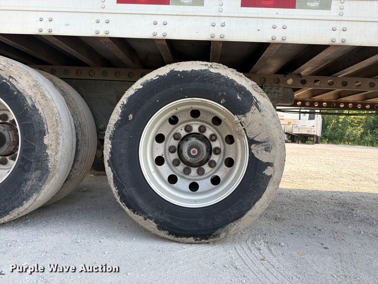 image for item FK3226 2012 Wabash refrigerated van trailer