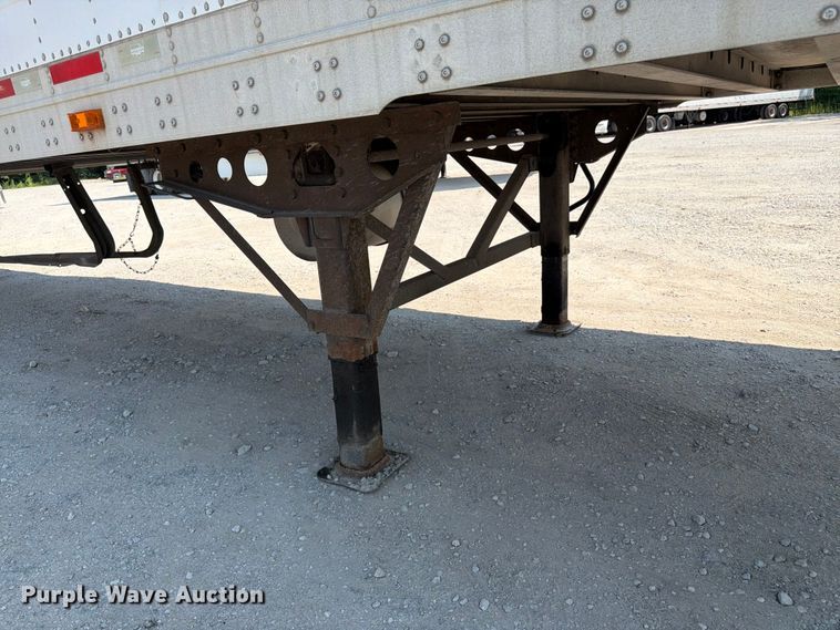 image for item FK3229 2014 Wabash refrigerated delivery truck