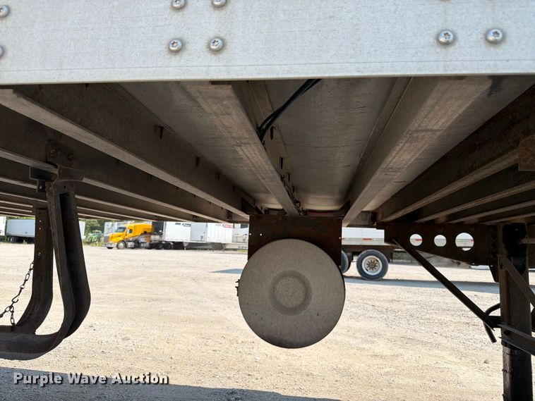 image for item FK3229 2014 Wabash refrigerated delivery truck