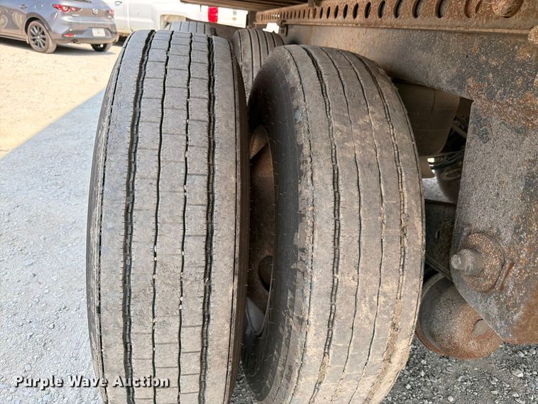 image for item FK3229 2014 Wabash refrigerated delivery truck