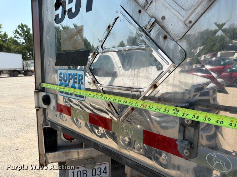image for item FK3230 2012 Great Dane Trailers SUP-1114-31053 refrigerated van trailer