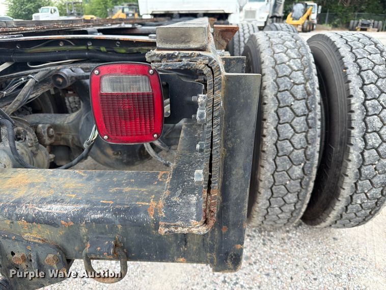image for item FK3536 2004 Sterling L7500 truck cab and chassis
