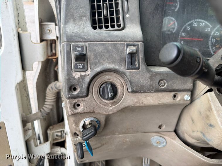 image for item FK3536 2004 Sterling L7500 truck cab and chassis