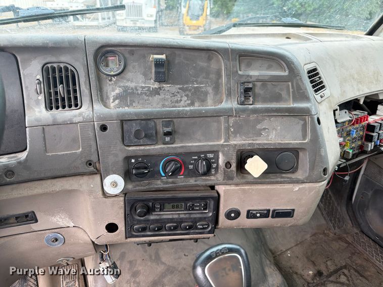 image for item FK3536 2004 Sterling L7500 truck cab and chassis