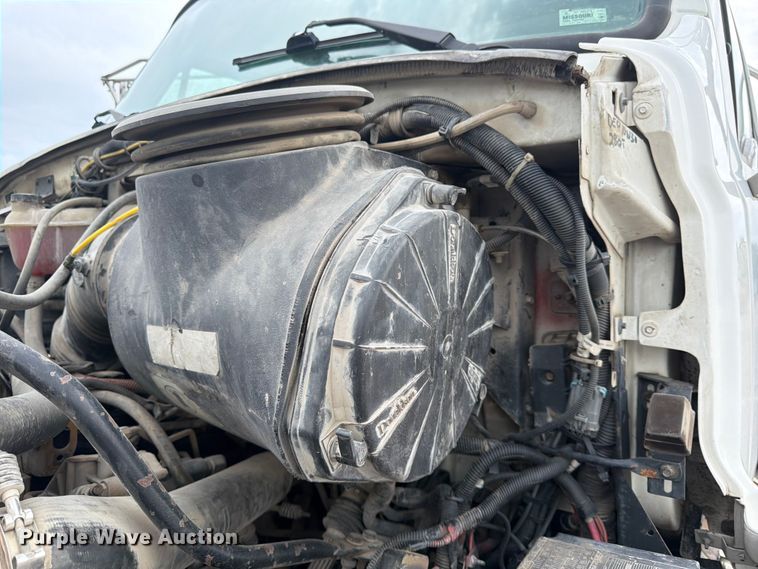 image for item FK3536 2004 Sterling L7500 truck cab and chassis