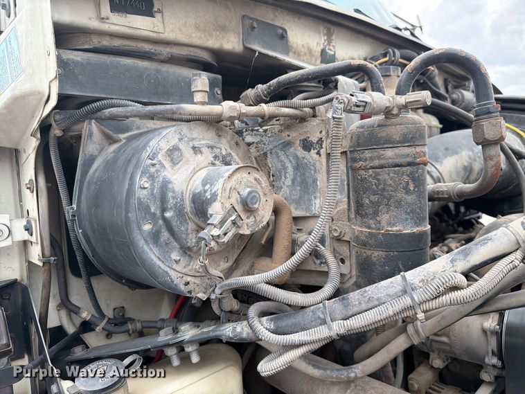 image for item FK3536 2004 Sterling L7500 truck cab and chassis