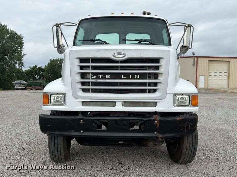 image for item FK3537 2004 Sterling L7500 truck cab and chassis