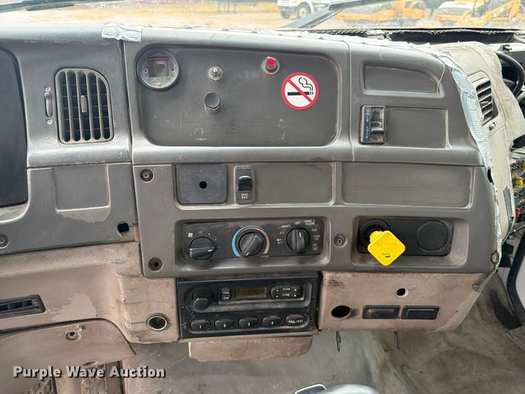 image for item FK3537 2004 Sterling L7500 truck cab and chassis