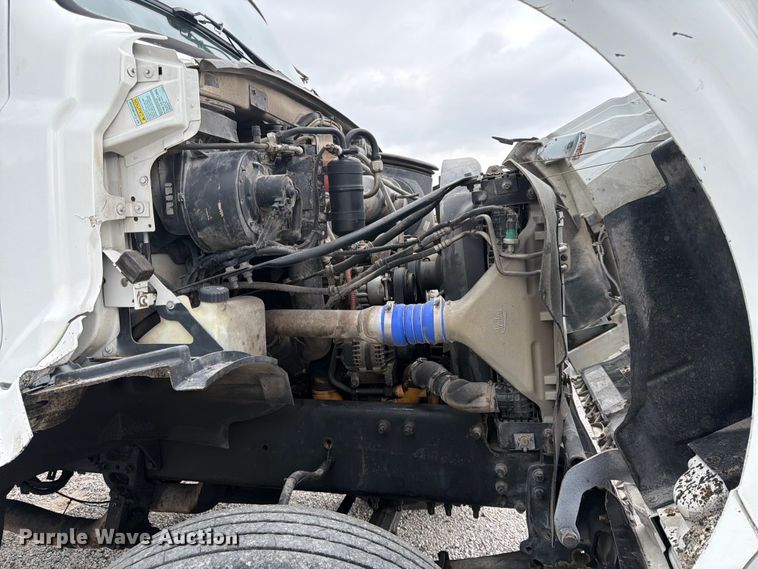 image for item FK3537 2004 Sterling L7500 truck cab and chassis