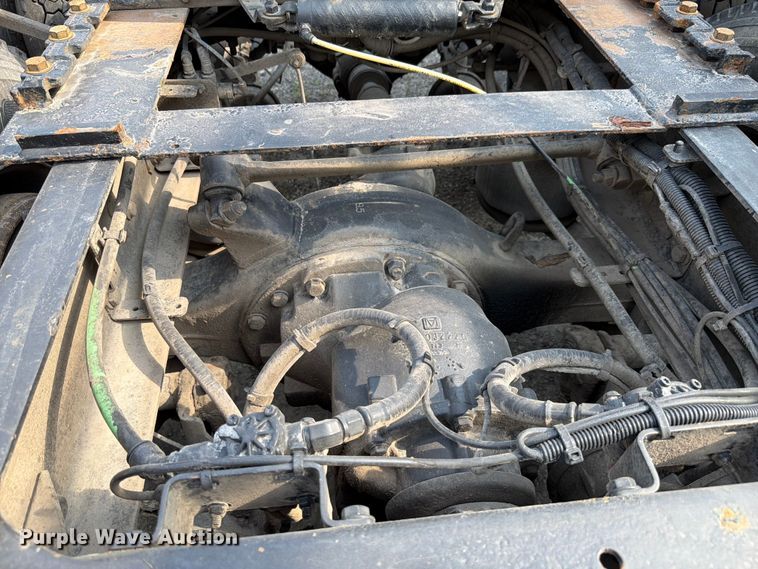 image for item FK4108 2016 Freightliner Cascadia semi truck