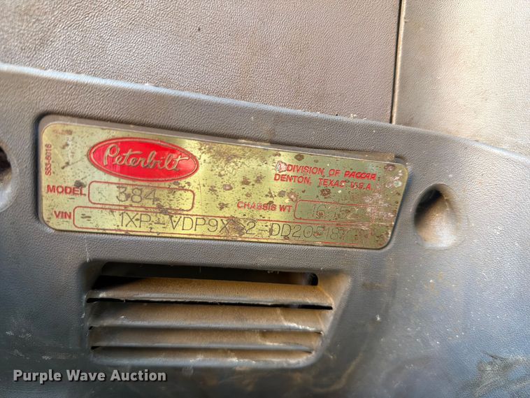image for item FK4115 2013 Peterbilt 384 semi truck