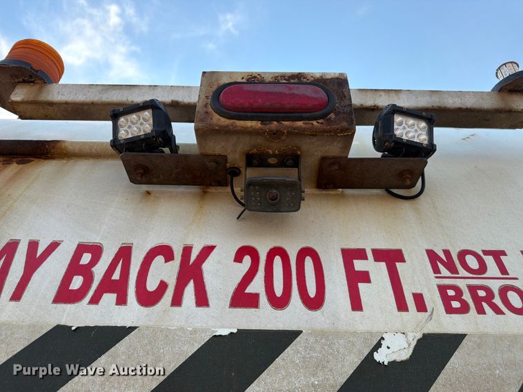 image for item FM7569 2005 Autocar WX refuse truck