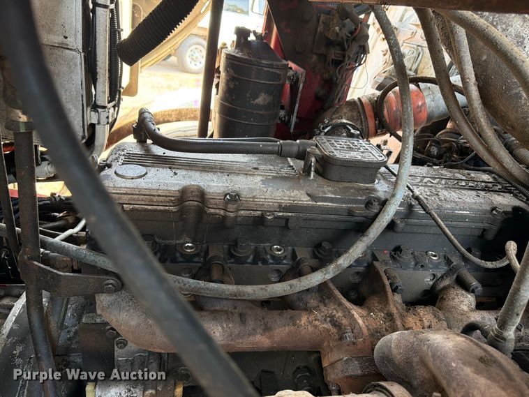 image for item FM7569 2005 Autocar WX refuse truck