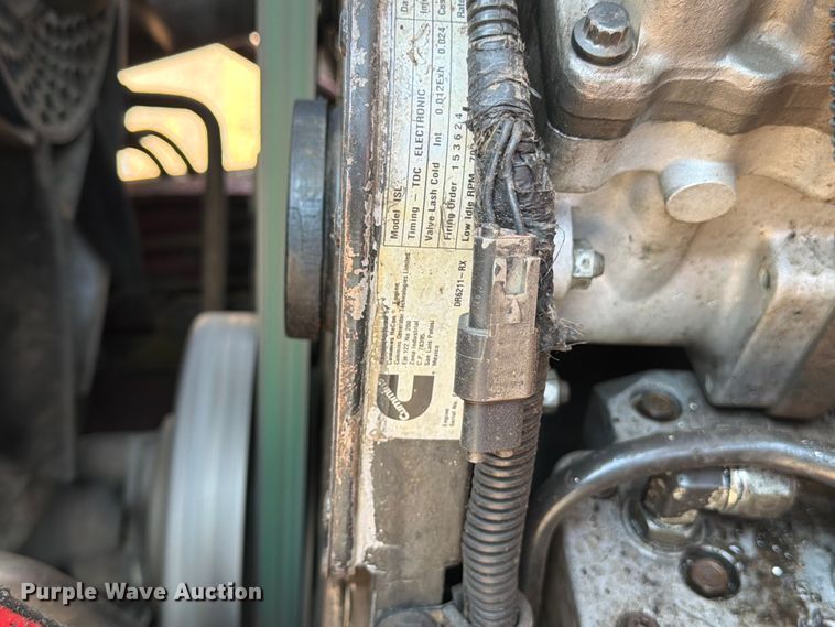 image for item FM7569 2005 Autocar WX refuse truck