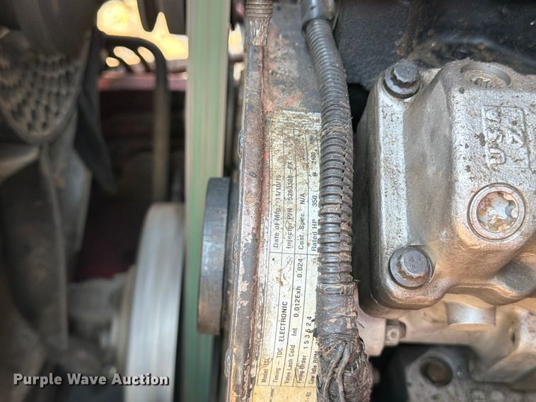 image for item FM7569 2005 Autocar WX refuse truck