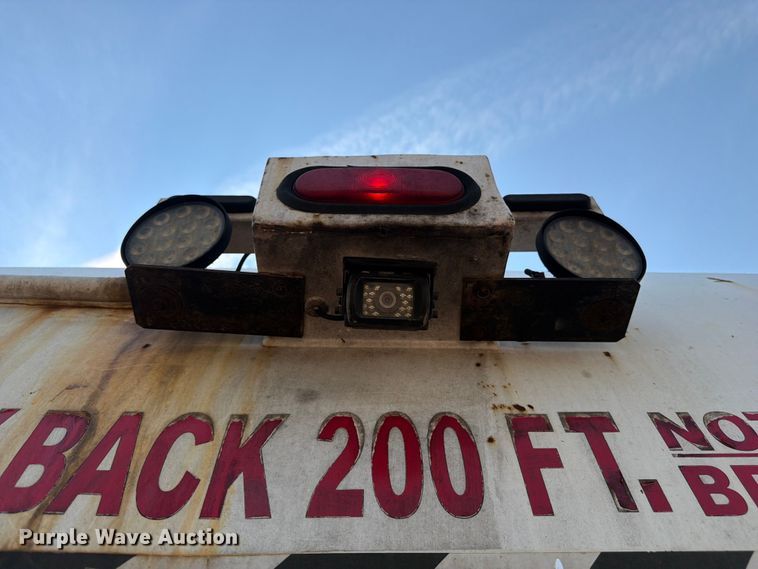 image for item FM7570 2005 Autocar WX refuse truck
