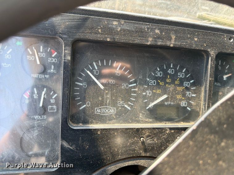image for item FM7570 2005 Autocar WX refuse truck