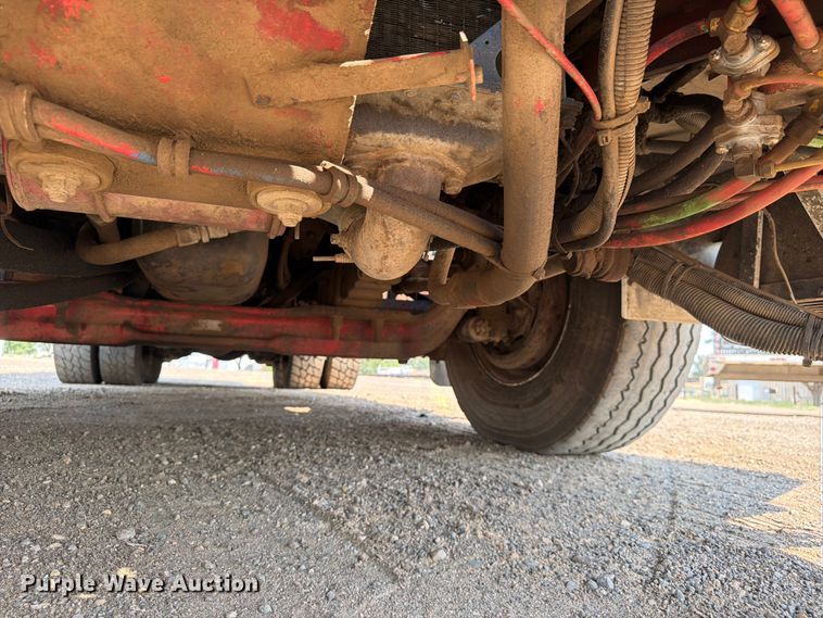 image for item FM7570 2005 Autocar WX refuse truck