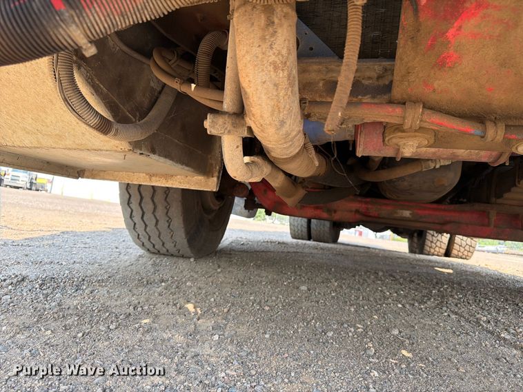 image for item FM7570 2005 Autocar WX refuse truck