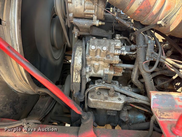 image for item FM7570 2005 Autocar WX refuse truck