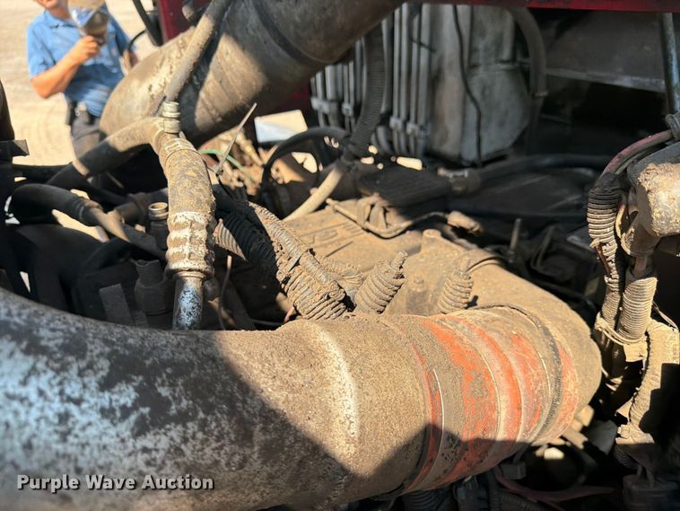 image for item FM7570 2005 Autocar WX refuse truck