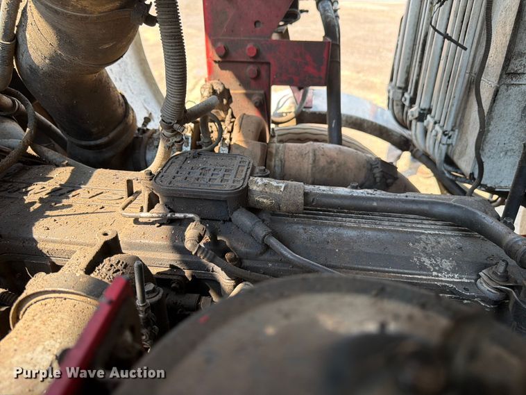 image for item FM7570 2005 Autocar WX refuse truck
