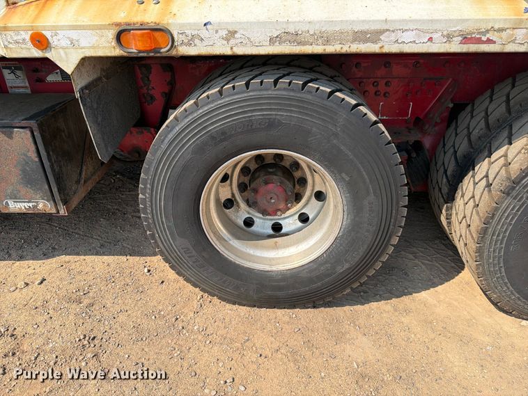 image for item FM7570 2005 Autocar WX refuse truck