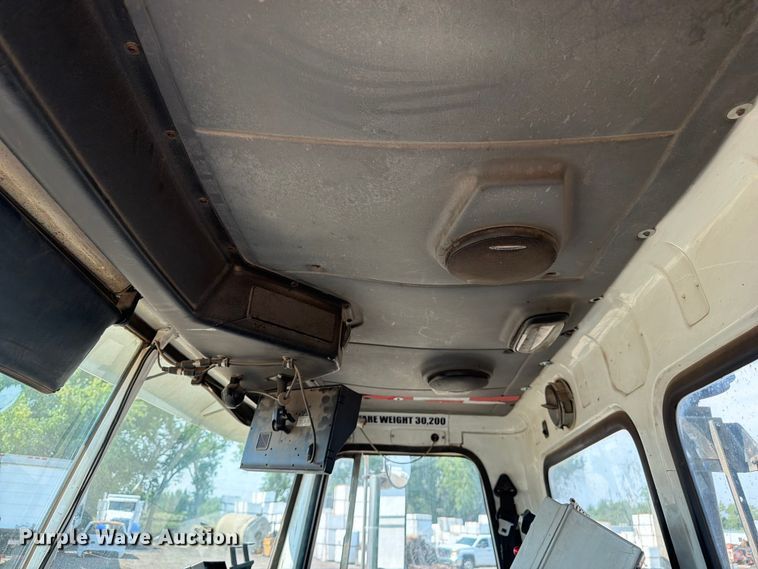 image for item FM7571 2006 Autocar WXR refuse truck