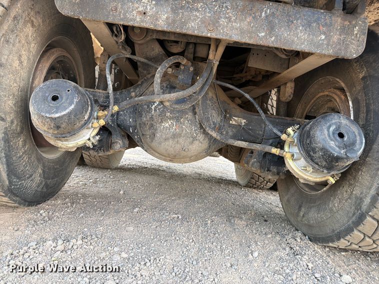 image for item FM7572 2006 Autocar WXR refuse truck
