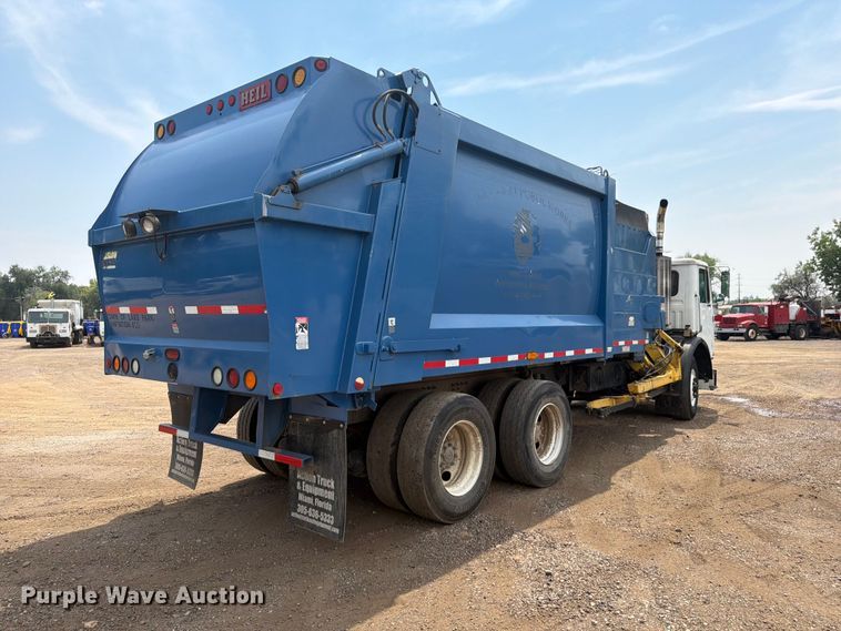 image for item FM7574 2009 Autocar WXLL refuse truck