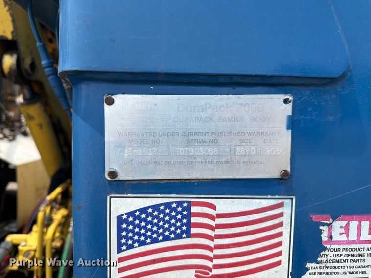 image for item FM7574 2009 Autocar WXLL refuse truck