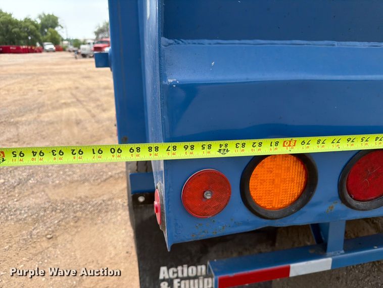 image for item FM7574 2009 Autocar WXLL refuse truck
