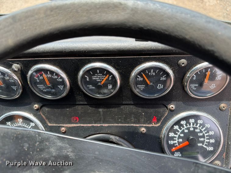 image for item FM7574 2009 Autocar WXLL refuse truck