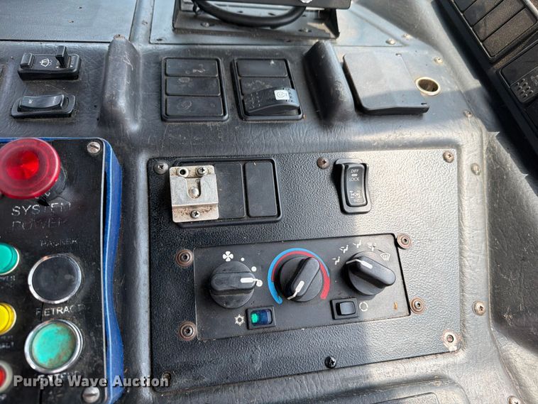image for item FM7574 2009 Autocar WXLL refuse truck