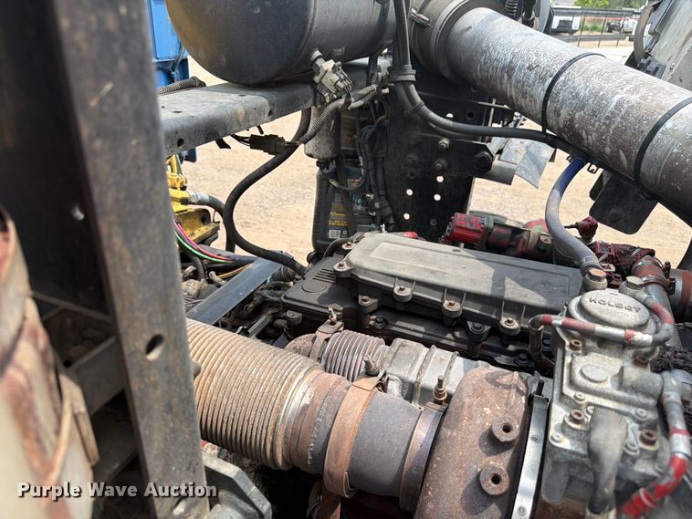 image for item FM7574 2009 Autocar WXLL refuse truck