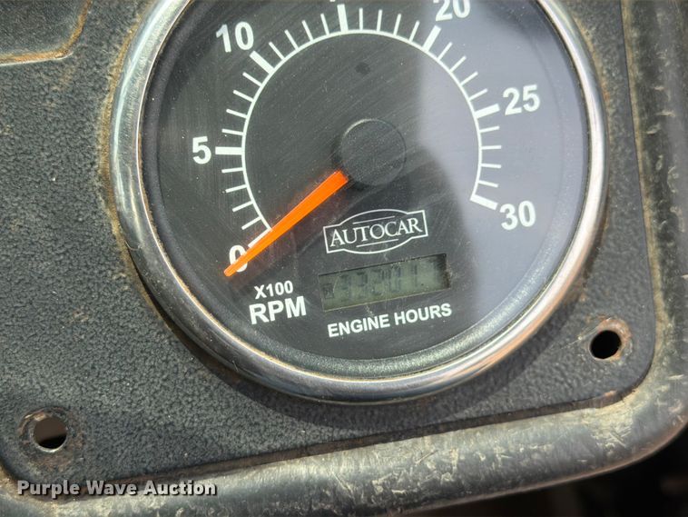 image for item FM7575 2009 Autocar Xpeditor refuse truck