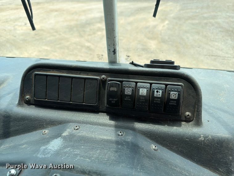image for item FM7575 2009 Autocar Xpeditor refuse truck