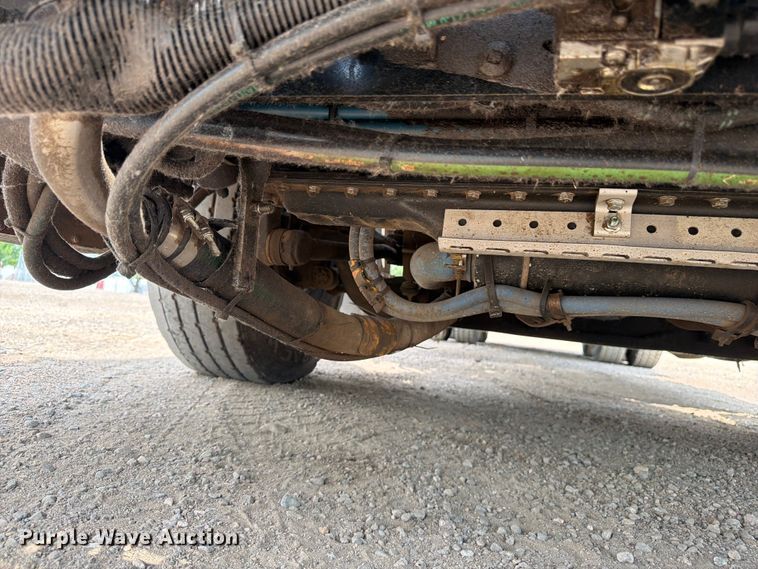image for item FM7575 2009 Autocar Xpeditor refuse truck