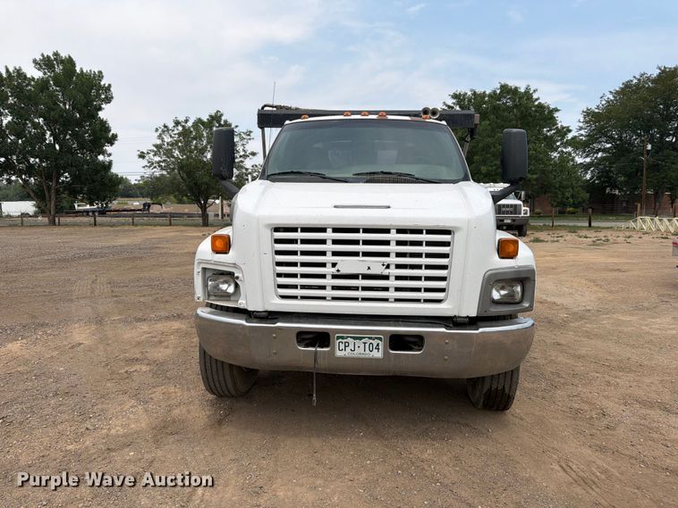 image for item FM7576 2005 GMC C7500 roll-off container truck