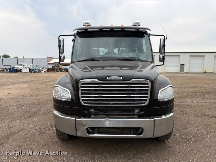 image for item FM7577 2011 Freightliner Business Class M2 Crew Cab hook lift truck